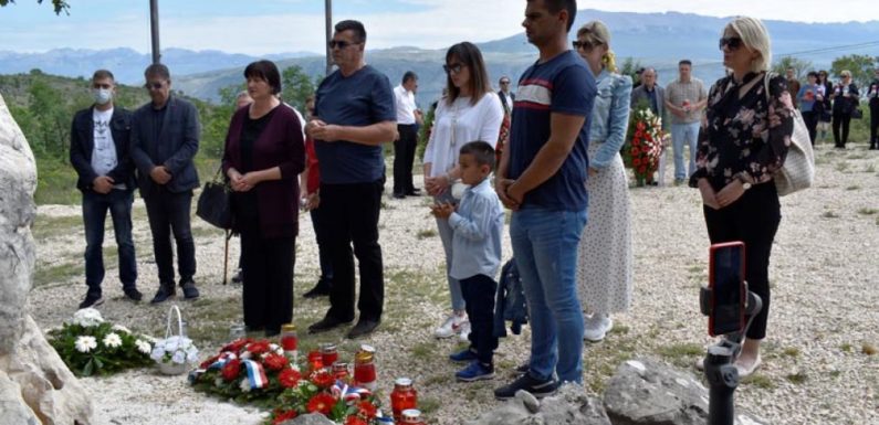 Na Krivodolu obilježena 28. godišnjica pogibije petorice ljubuških branitelja