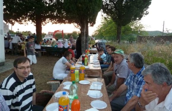 Zajednicki Iftar u Gradskoj