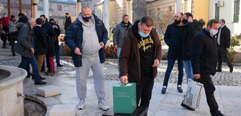 U džamijama u BiH organizovano prikupljanje pomoći narodu Hrvatske stradalom u zemljotresu