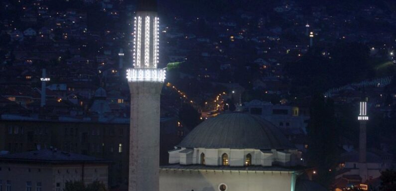 1443. / Sa zalaskom sunca večeras nastupa Nova hidžretska godina