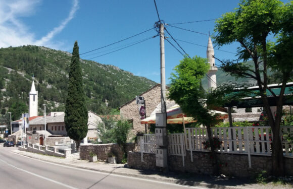 Stolac živi svoj život